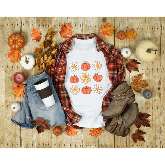 Retro Halloween T-Shirt Cute Halloween Tshirt Halloween Crewneck T-Shirt Halloween Gifts P