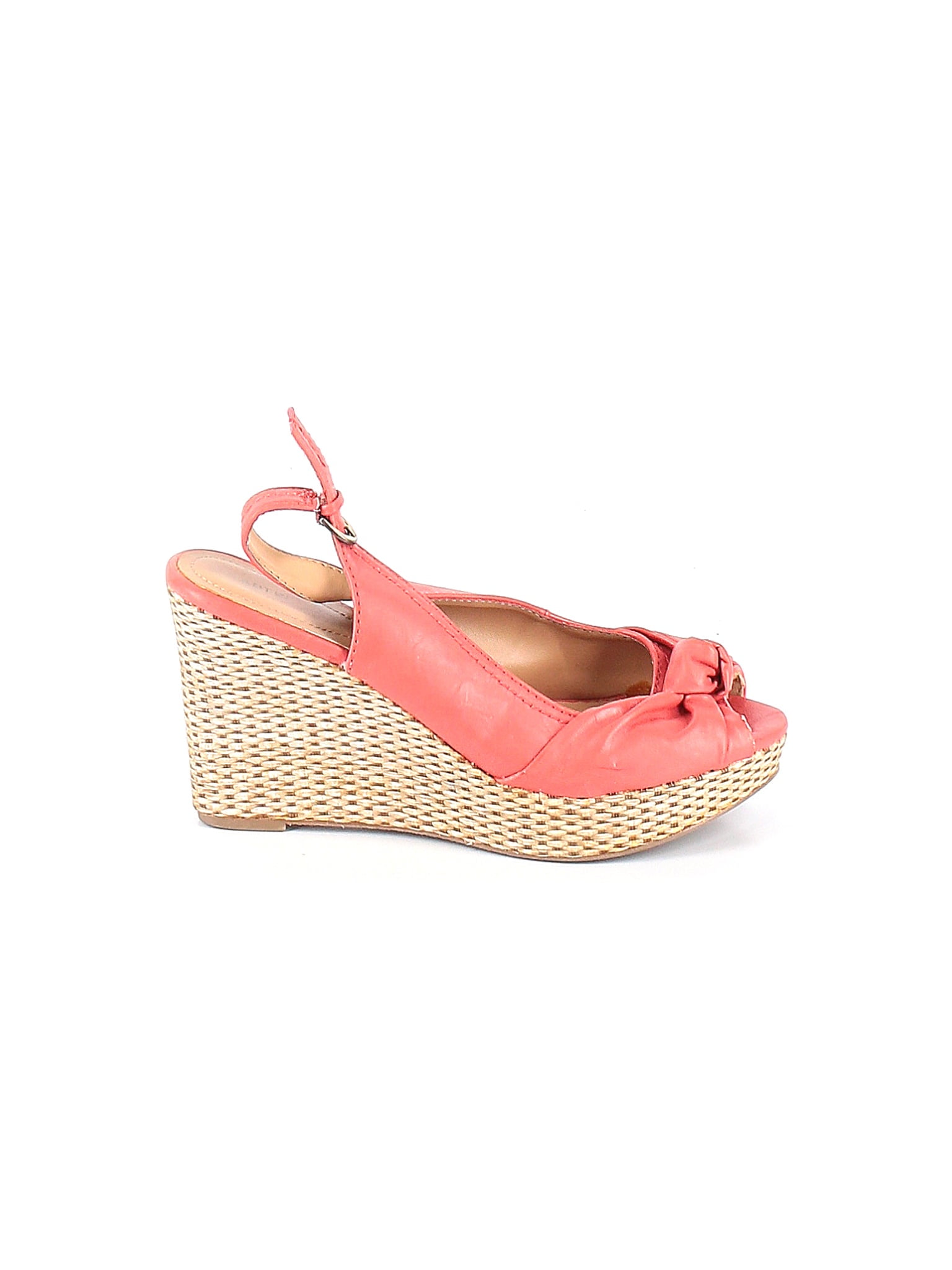 apt 9 wedges
