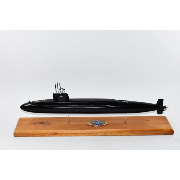 USS Benjamin Franklin SSBN-640 Submarine Model (Black Hull),Navy,20,Scale Model,Mahogany