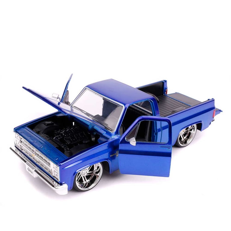 Jada 30287-1 1985 Chevrolet Silverado C-10 Pickup Truck Candy Blue