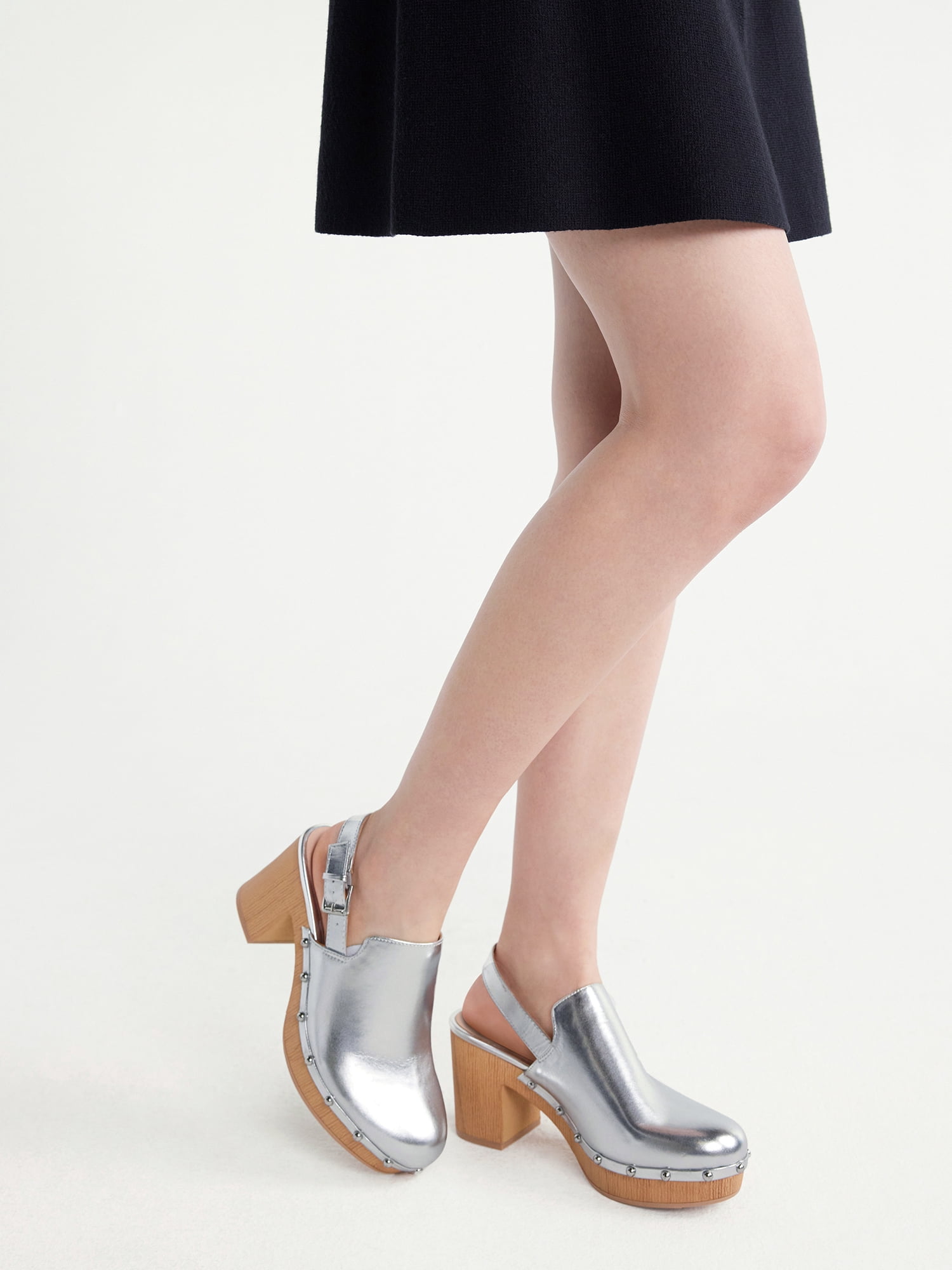 Scoop Women’s Heeled Clogs