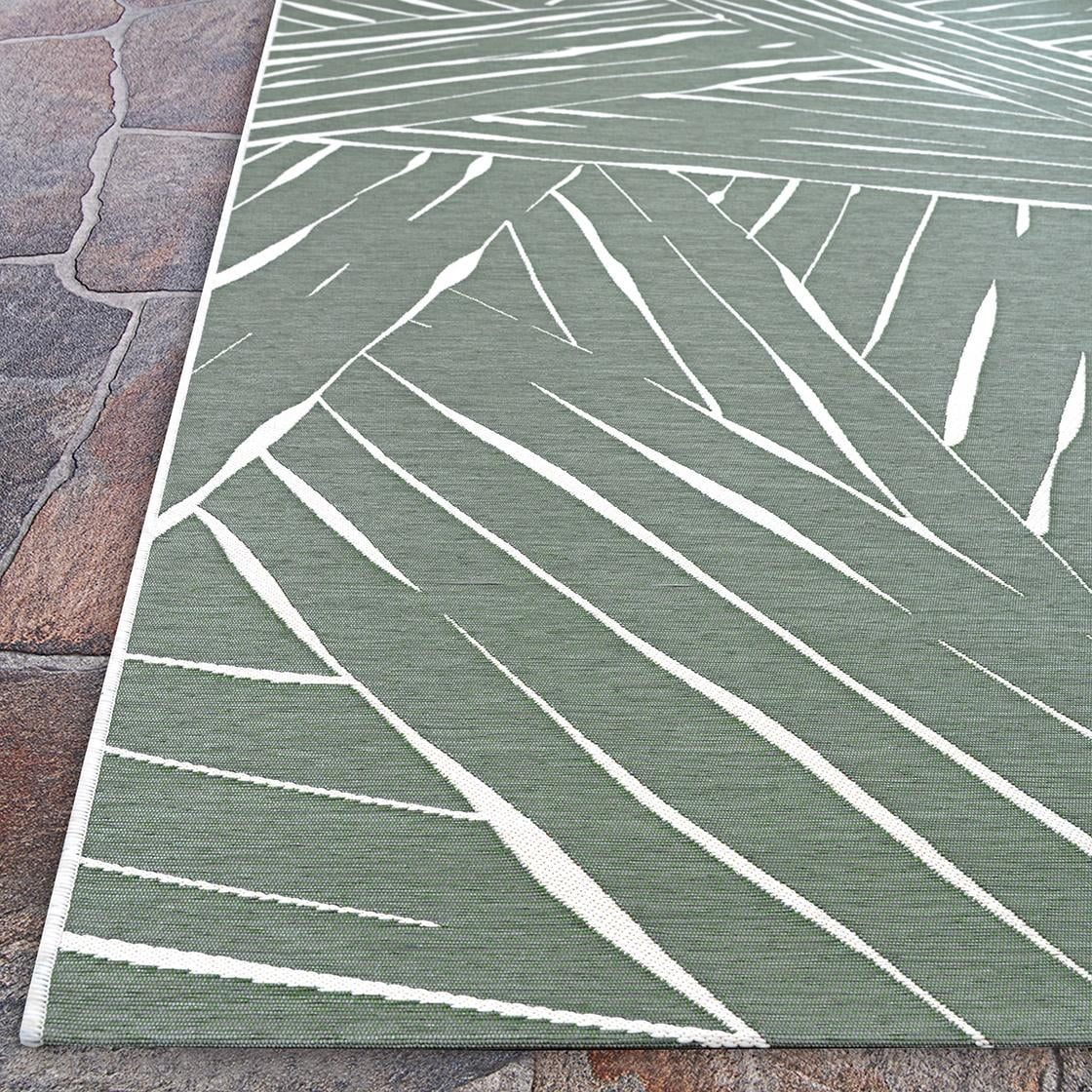 Couristan Dolce Parquet 4' x 5'10" Fern Indoor/Outdoor Rug