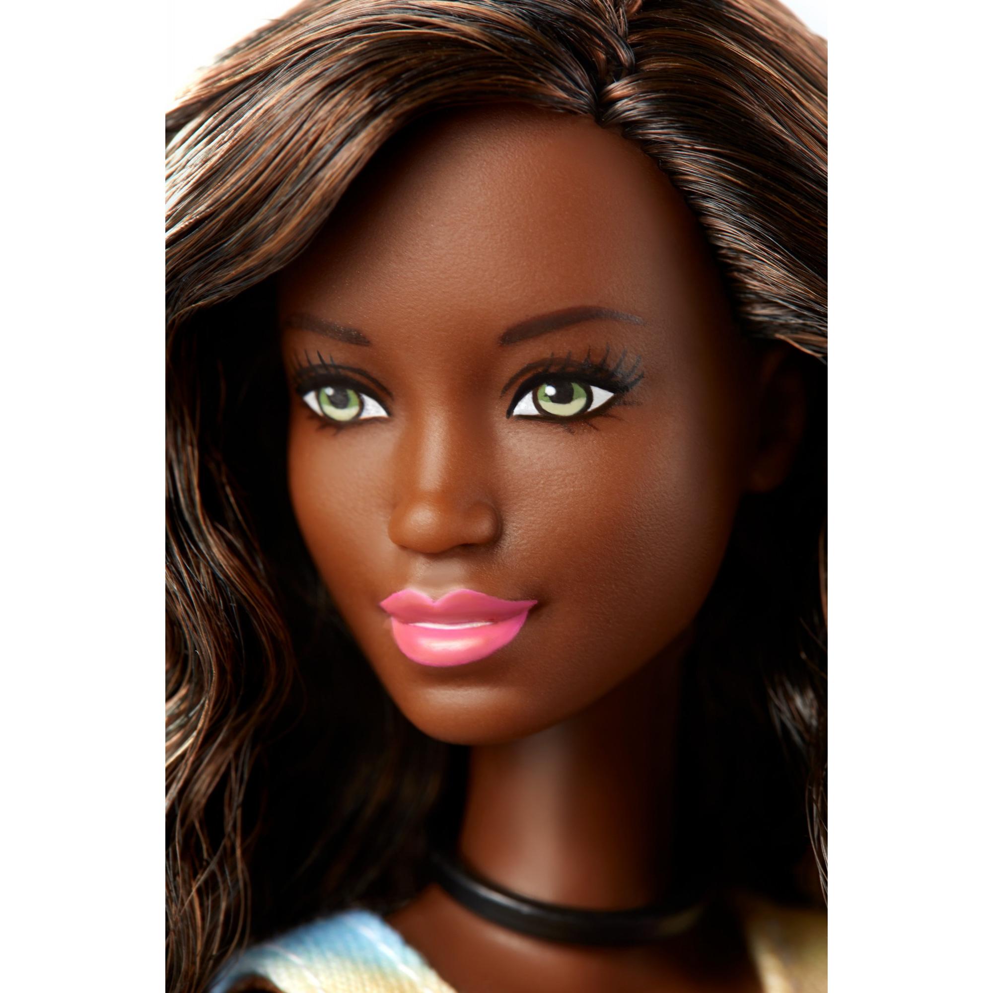 Barbie Doll With 2 Surprise Career Looks Featuring 8 Surprises, Dark Hair - image 3 of 6