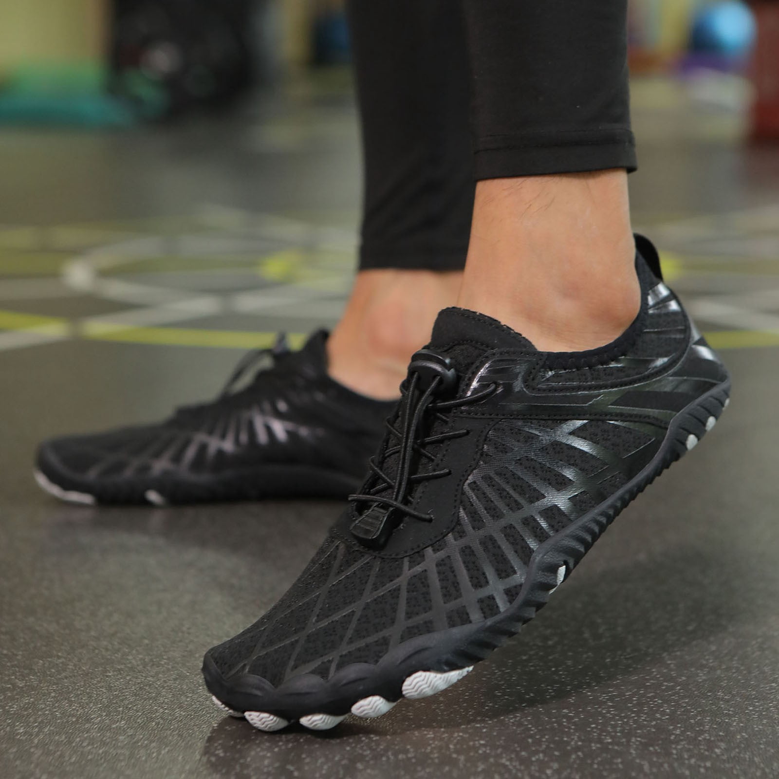 Dakaela Hike Barefoot Shoes Athletic Hiking Minimalist Water Sneakers Wide Toe Box Running Shoe Black 6.5
