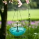 thumbnail image 4 of Fiudx Inodoro Colgante con Bomba de Agua Solar, Construcción Duradera de Plástico y Metal, Decoración para Jardín, Fácil Instalación, Estación de Baño para Pájaros, Incluye 1 Comedero., 4 of 4