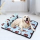thumbnail image 4 of Cama para perros perfecl Almohadilla de enfriamiento para mascotas con almohada antideslizante S 39 cm x 29 cm, 4 of 8