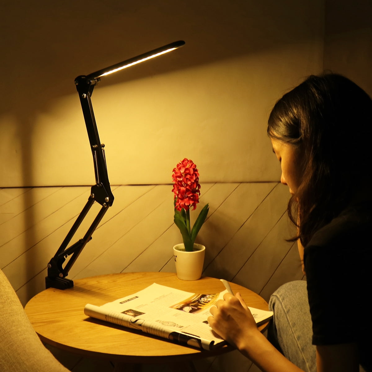 56LED USB Charged Desk Lamp Work Reading Adjustable Folding Clipon