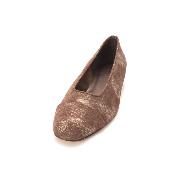 vaneli cap toe