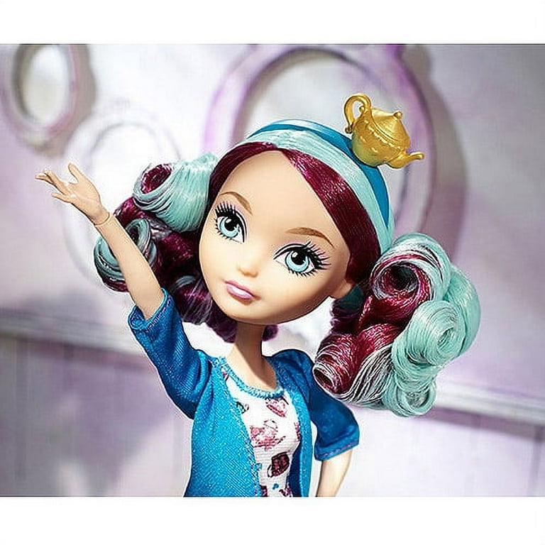  Ever After High First Chapter Madeline Hatter Doll : Toys &  Games