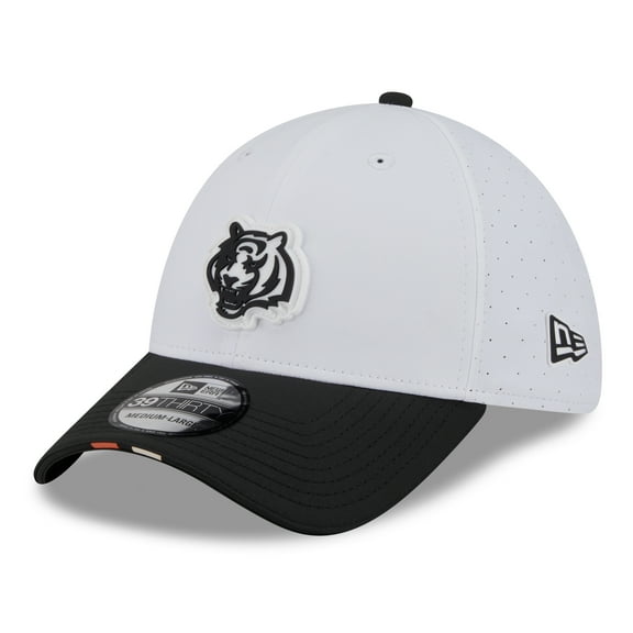 Men's New Era  White/Black Cincinnati Bengals 2025 NFL Training Camp 39THIRTY Flex Hat
