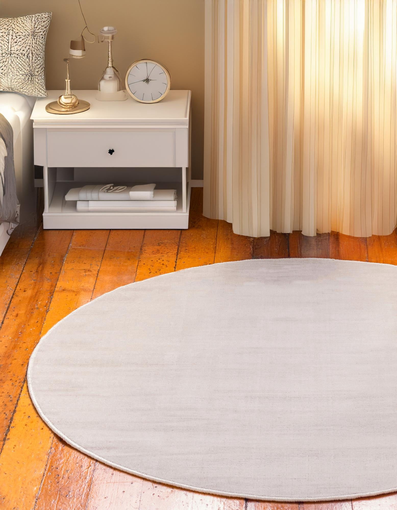 Unique Loom Williamsburg Collection Area Rug - Solid (3' 7" Round Beige)