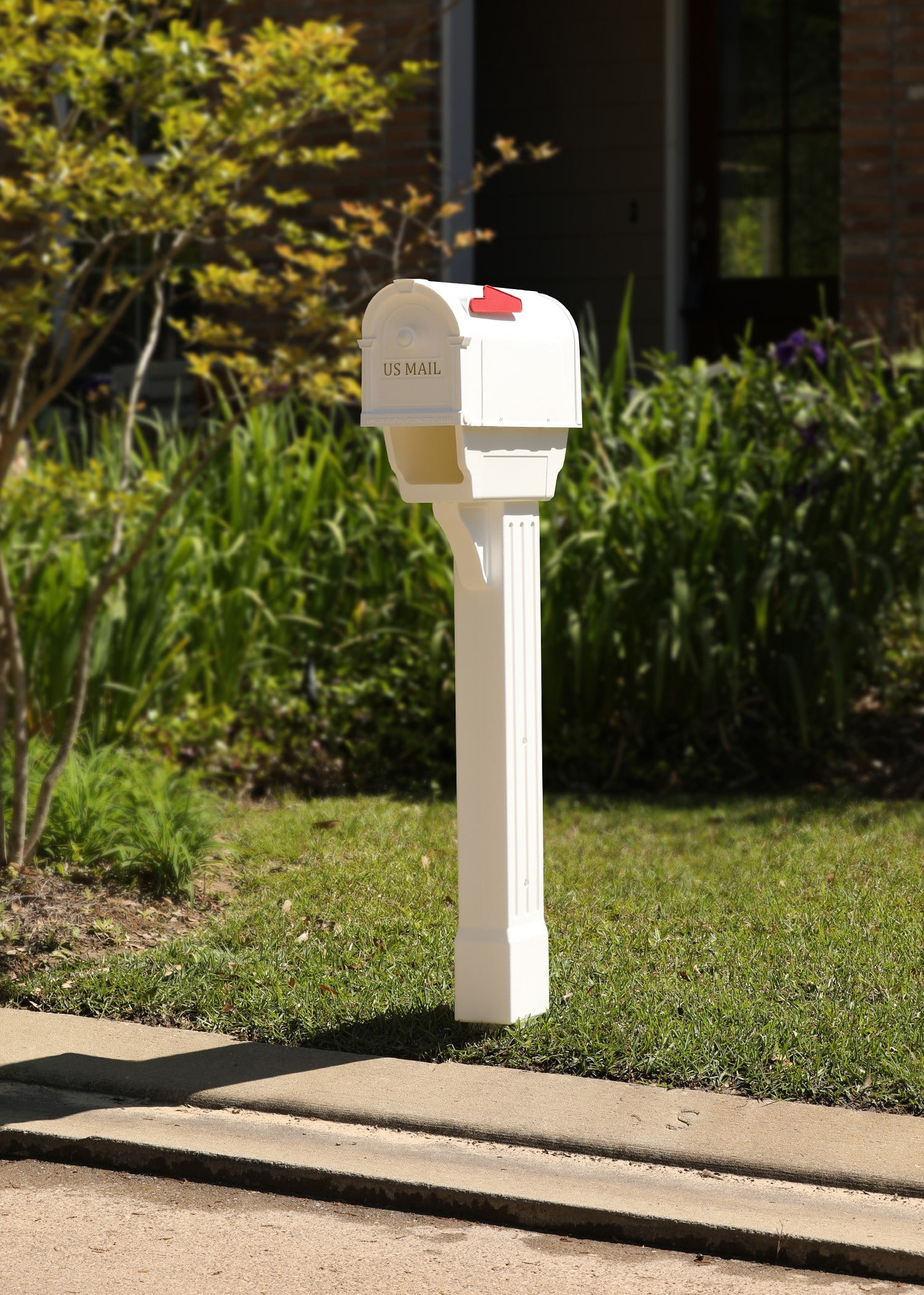 Postal Pro Mailbox and Post Kit, Plastic