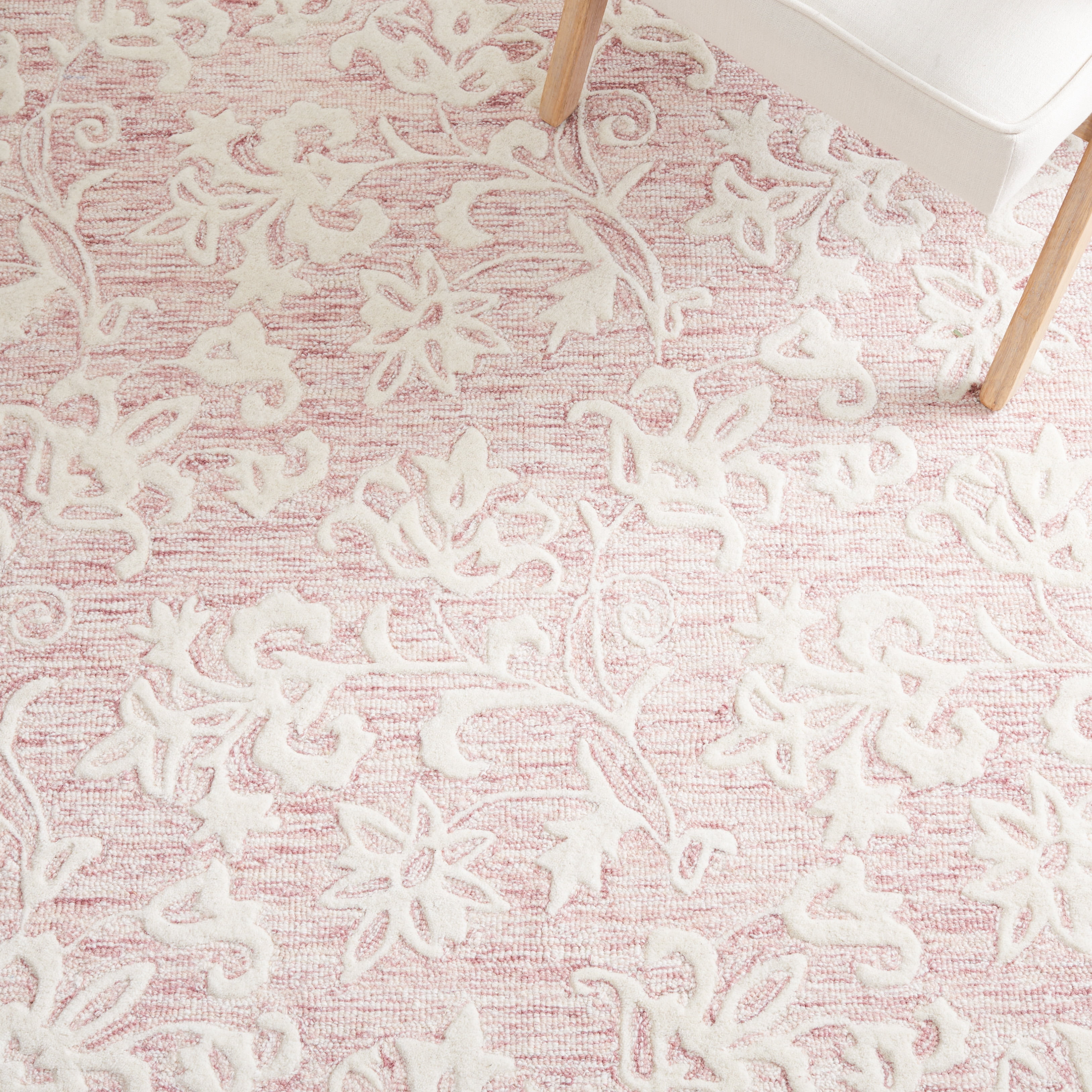 Safavieh Metro Elvina Floral Area Rug, Pink/Ivory, 6' x 6' Square