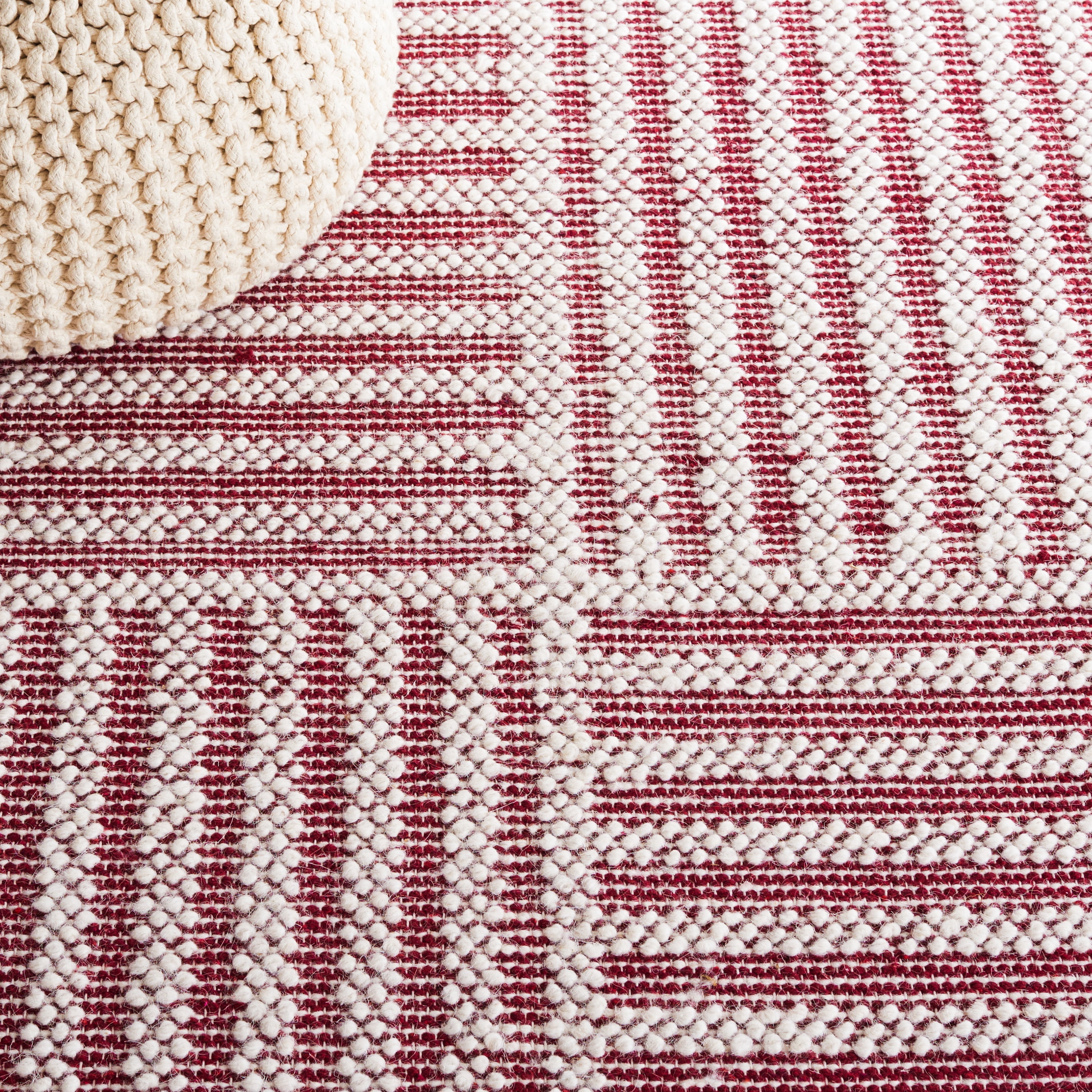 SAFAVIEH Natura Wayra Striped Area Rug, Ivory/Red, 8' x 10'