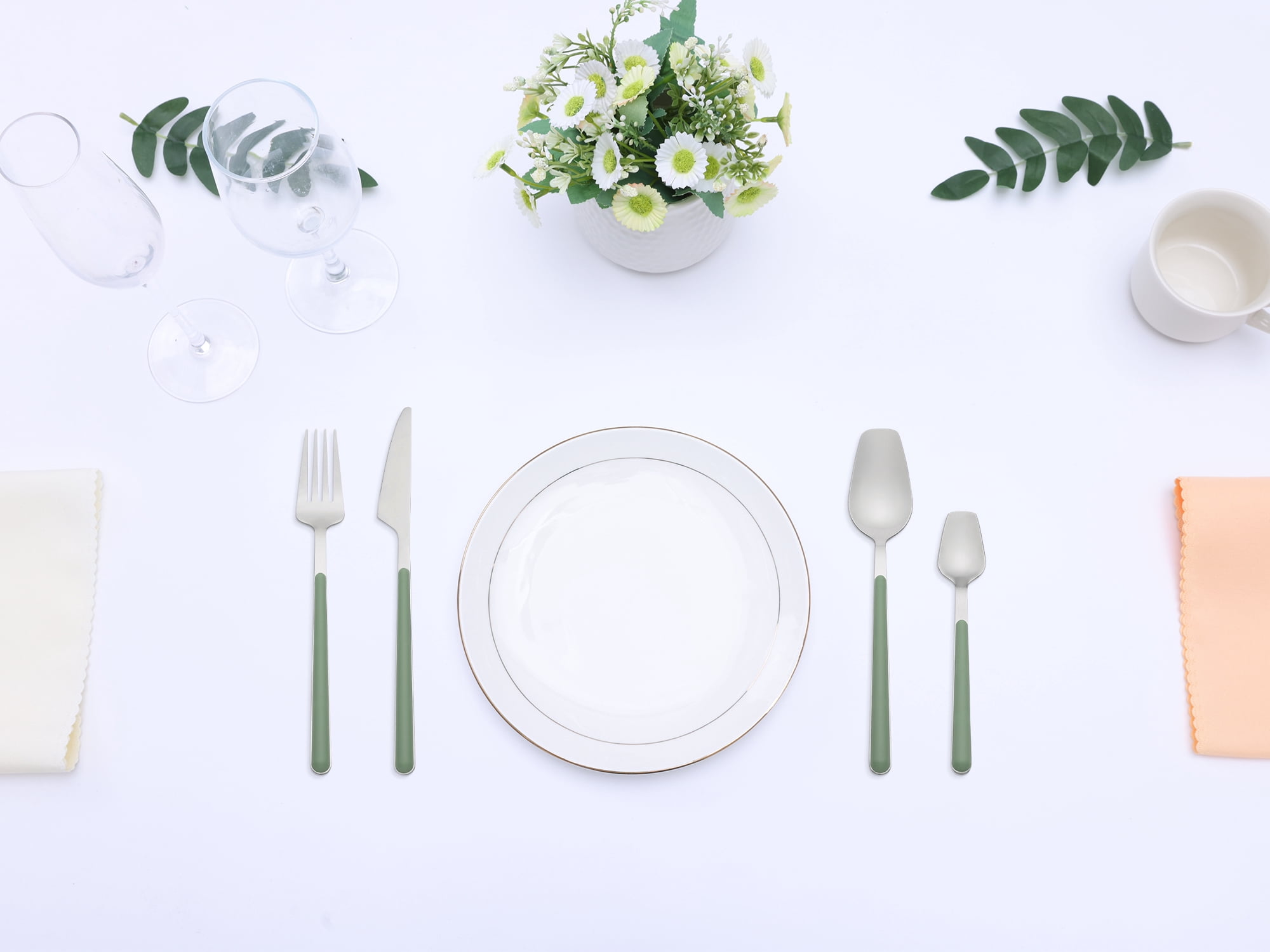 Unique Bargains 4 Piece Stainless Steel Flatware Set with Knife Spoon Fork Green 4