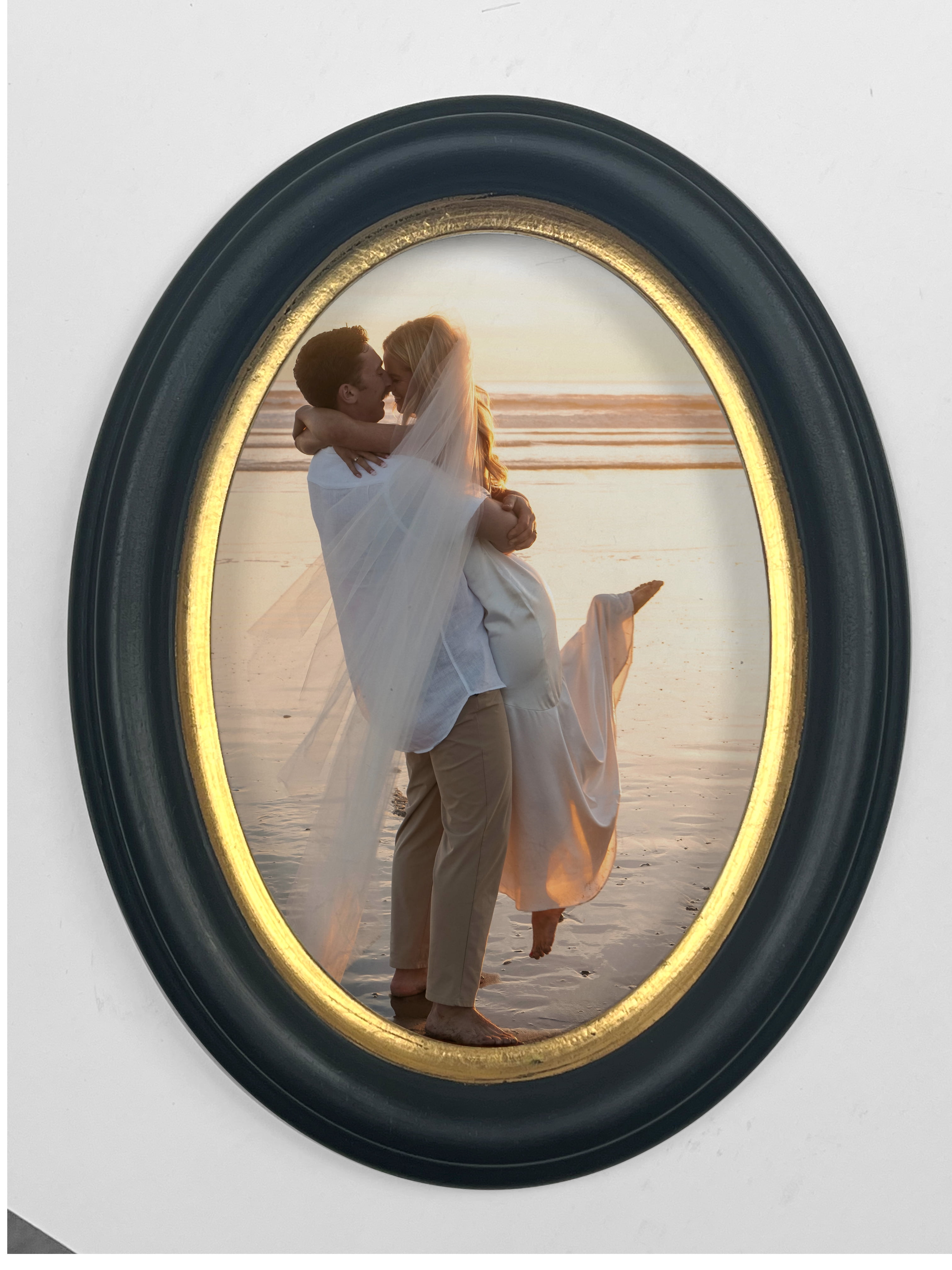 WallWorks Classic Oval Silhouette Picture Frame 5X7 - Hand Made Solid Wood Frame - Black with Gold Hand Leafed Inner Lip