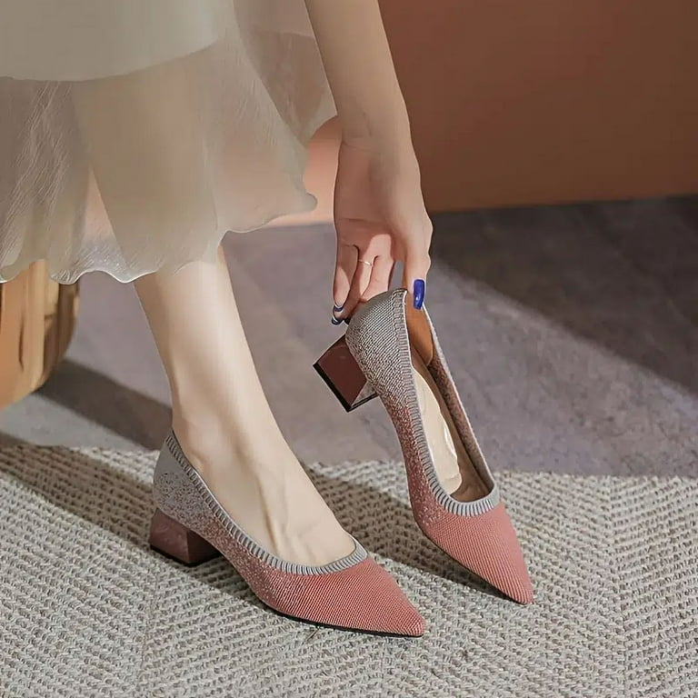 Pointed toe small clearance heel