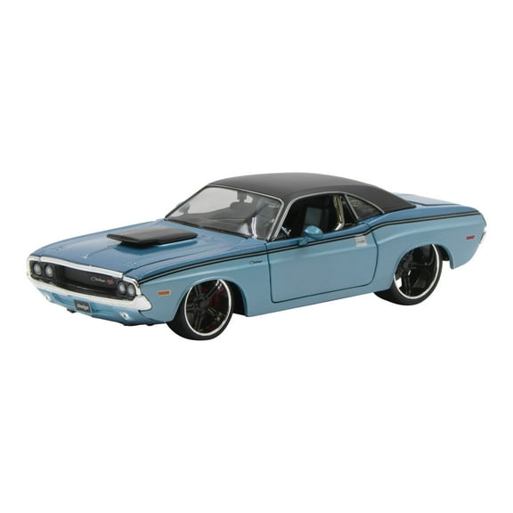 Maisto 1:24 Scale 1970 Dodge Challenger R/T Coupe