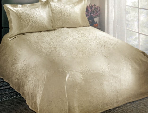 Details about   Southern Living Heirloom Holiday Beige/Tan Linen Floral Embroidered King Sham 