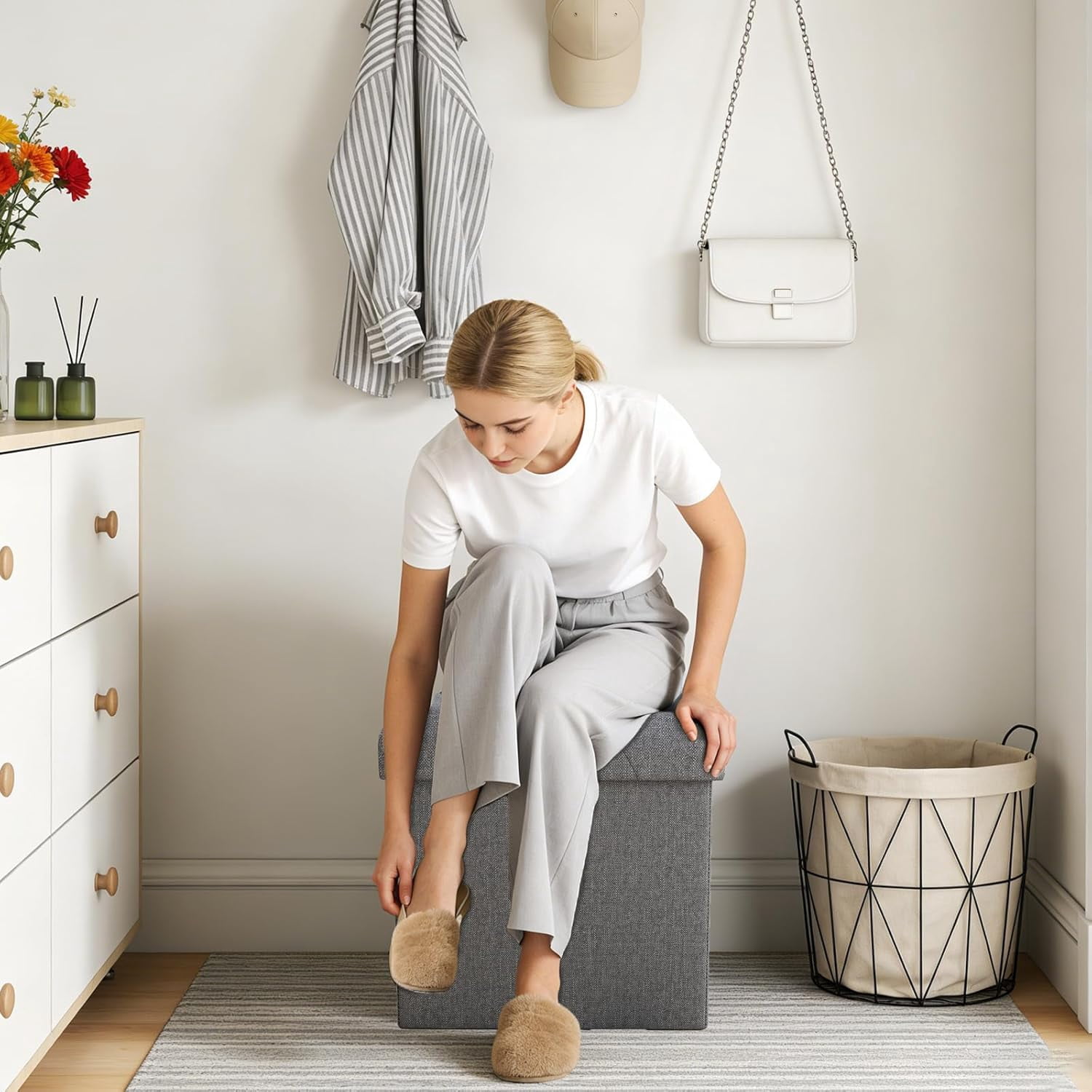 15" Foldable Storage Ottoman Bench with Bins, Padded Footrest Stool for End of Bed, Living Room and Entryway, Holds up to 350 lbs, Gray