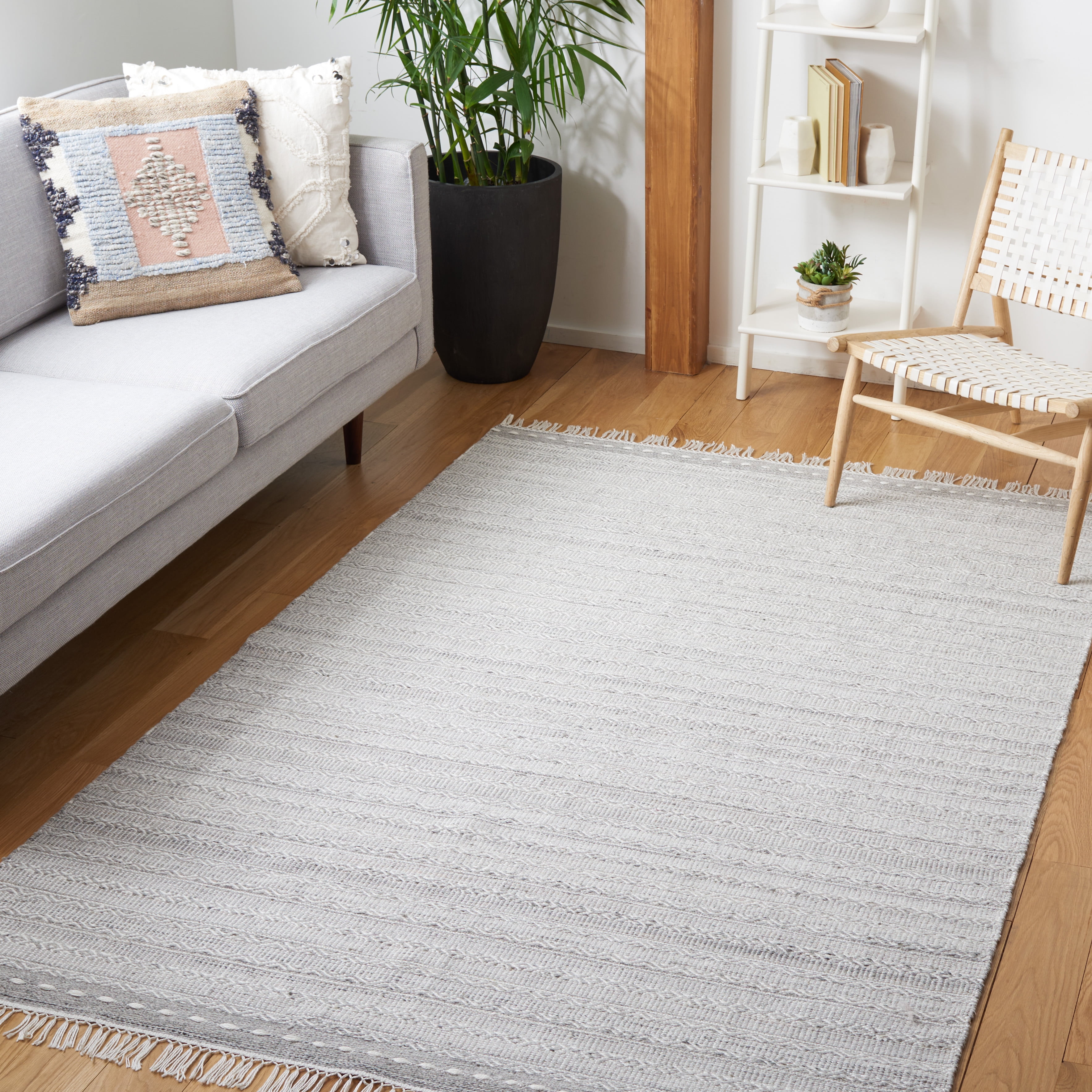 SAFAVIEH Striped Kilim Mihaela Striped Polyester Area Rug, Grey/Ivory, 8' x 10'