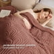 thumbnail image 2 of Manta polar para cama, tamaño queen, color rosa empolvado, 230 x 230 cm, 2 of 6