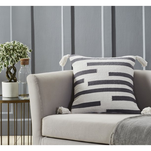 Modern Threads Decorative Pillow Cover 18" x 18", Becki