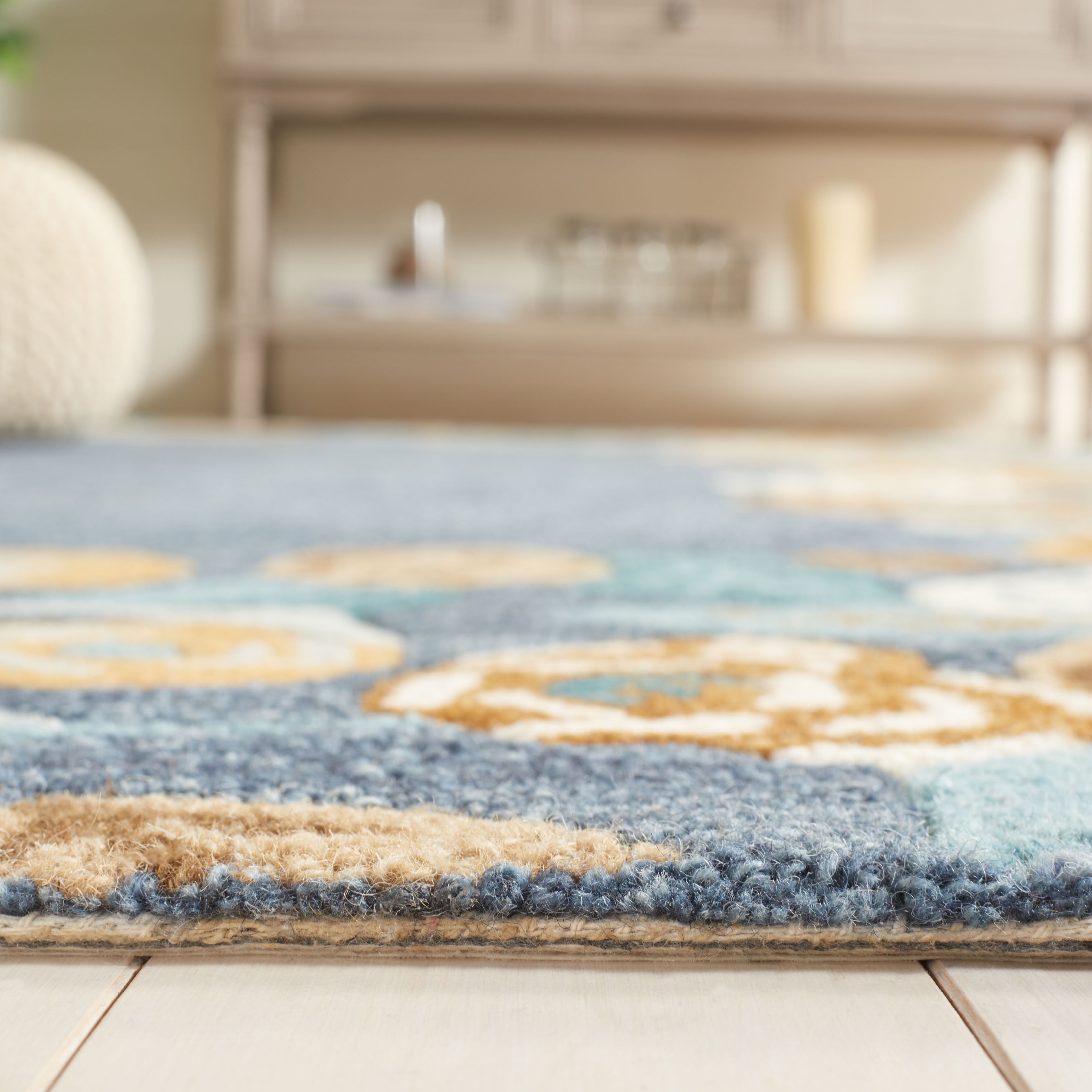 Safavieh Chelsea Trochez Floral Area Rug, Blue/Ivory, 8' x 10'