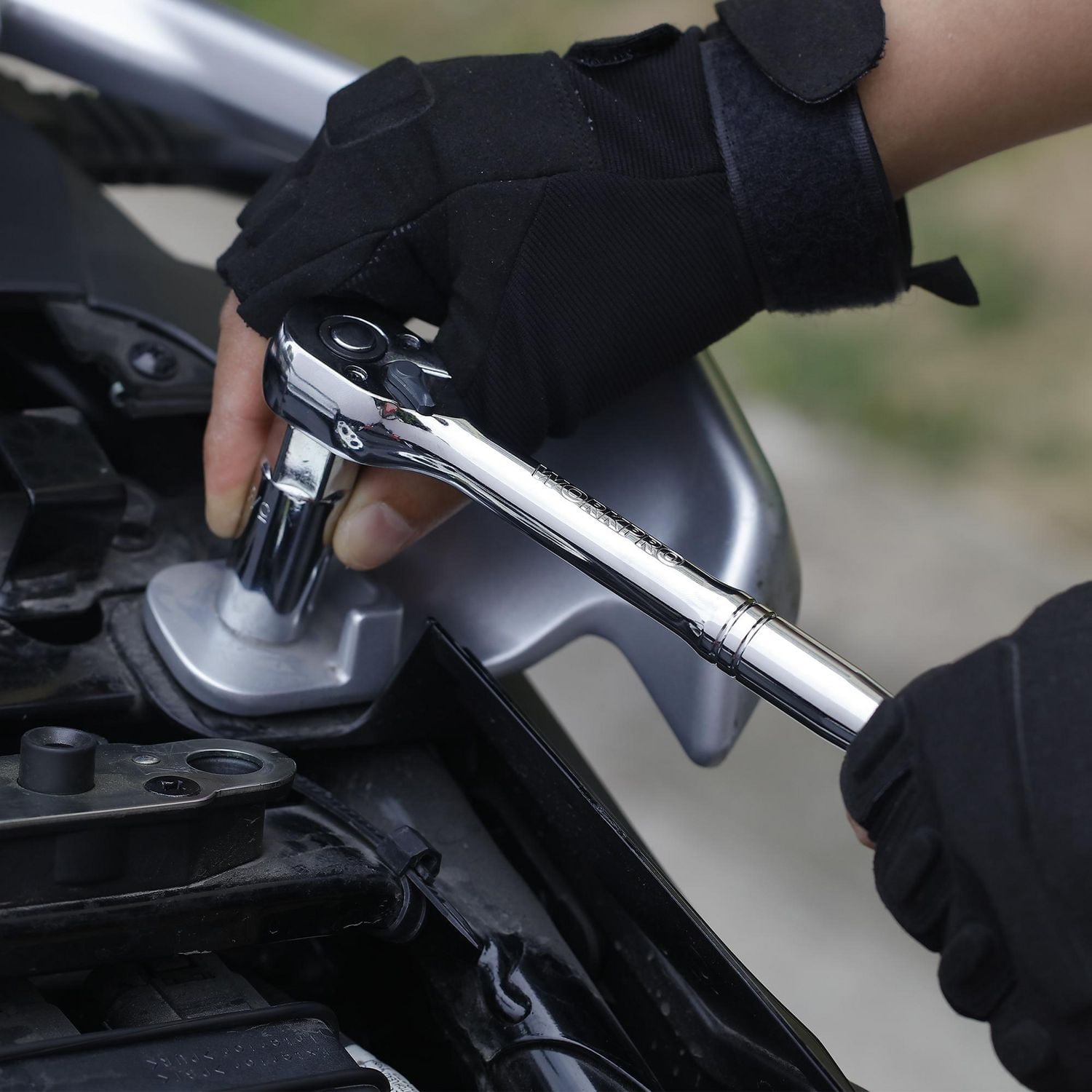 WorkPro Socket & Ratchet Set - 122 Piece