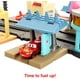 thumbnail image 3 of Set de juego Mattel Disney Pixar Cars On The Road con 2 coches de juguete, 3 of 6