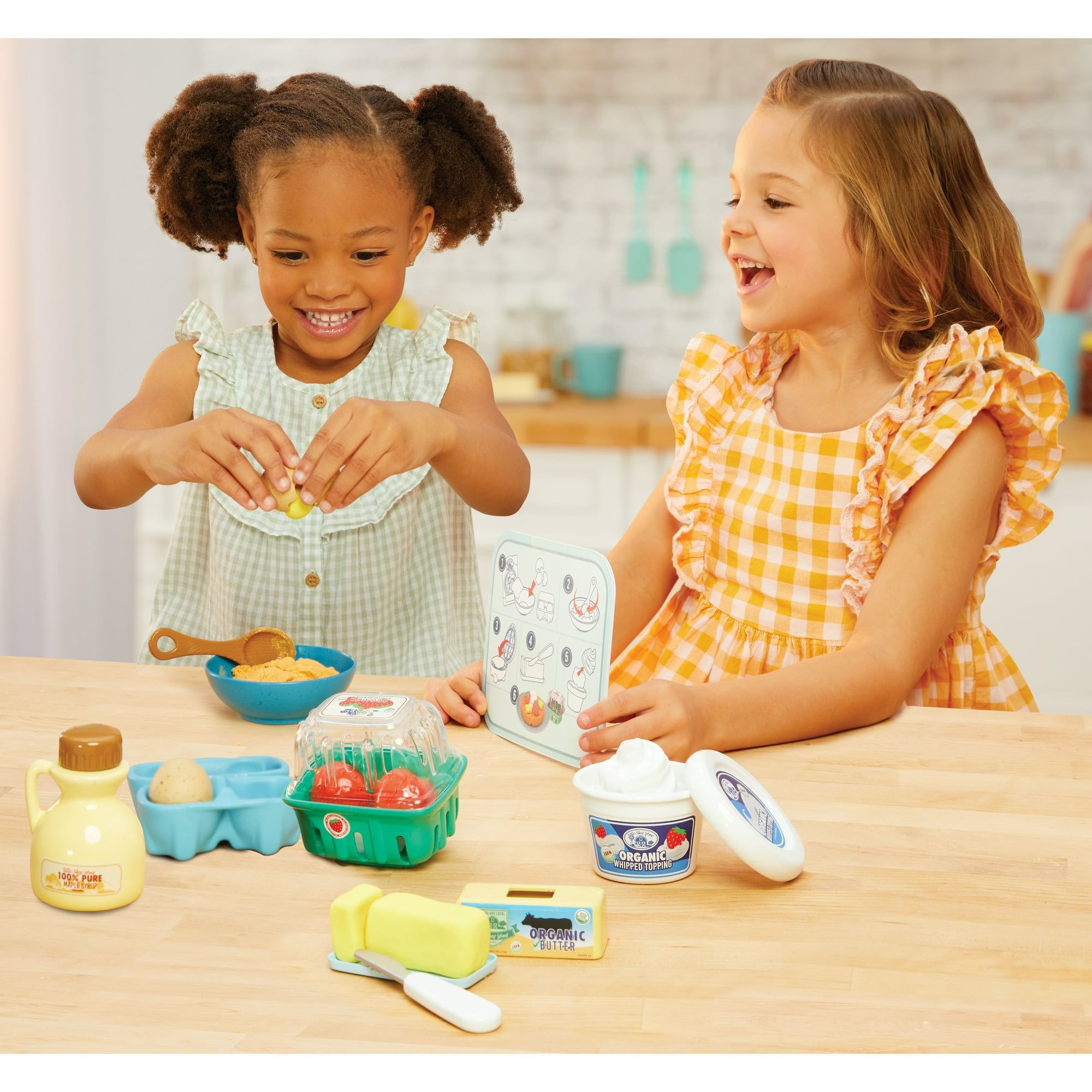 Little Tikes Creative Chefs Waffle Kit with Make-It Mix Play Sand, 18 Accessories, Realistic Pretend Play Waffle Maker, Boys, Girls, Ages 3+