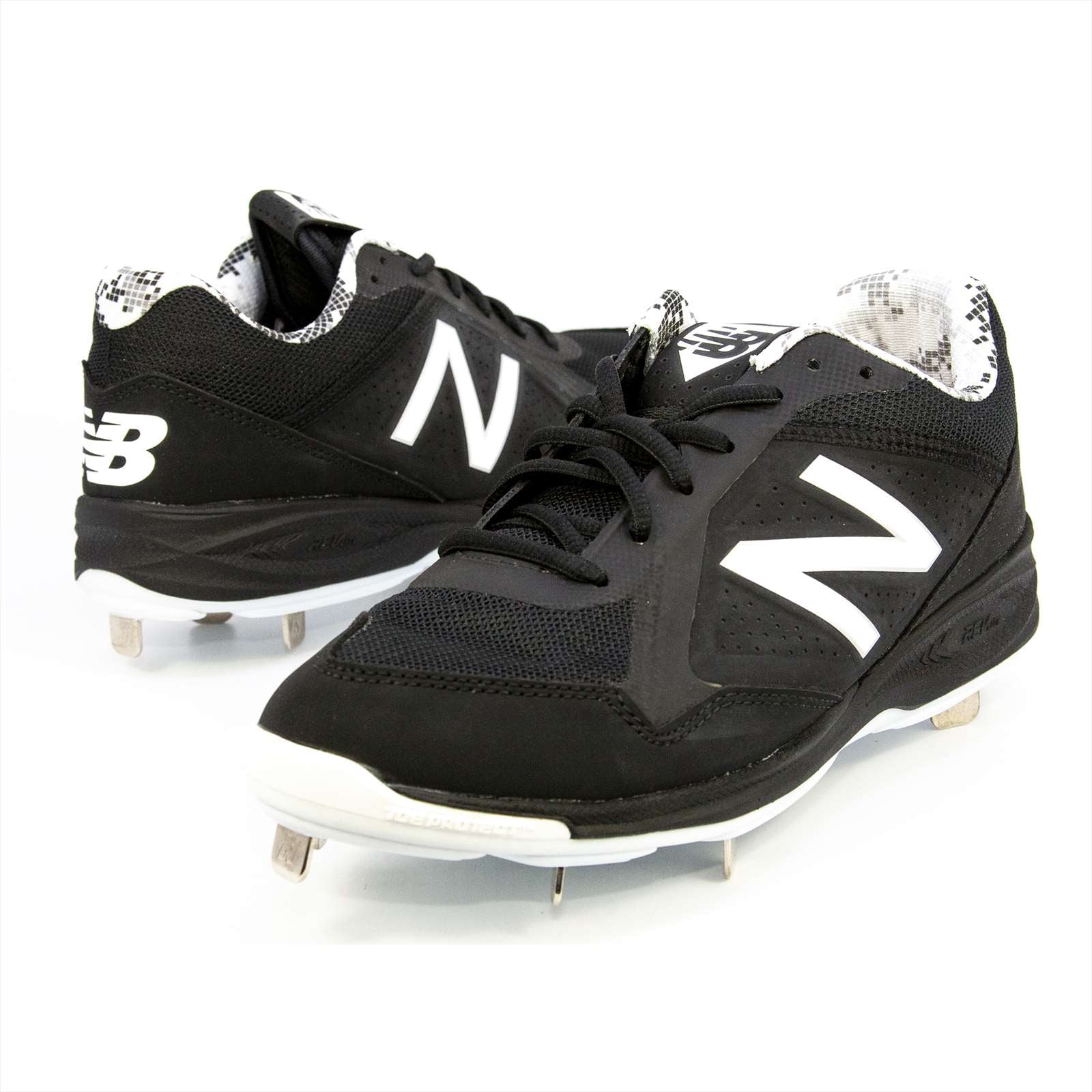 New balance men's deals tupelo v1 baseball cleats
