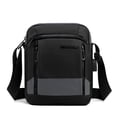 thumbnail image 1 of Bandolera para hombre de negocios con puerto de carga USB impermeable, 1 of 2