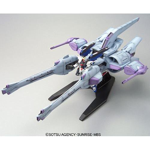 Gundam High Grade Gundam Seed 1/144 Scale Model Kit: #16 Meteor Unit + Freedom Gundam
