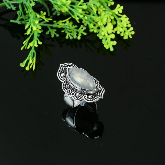 Natural Labradorite Gemstone Handmade 925 Sterling Silver Ring Size 6