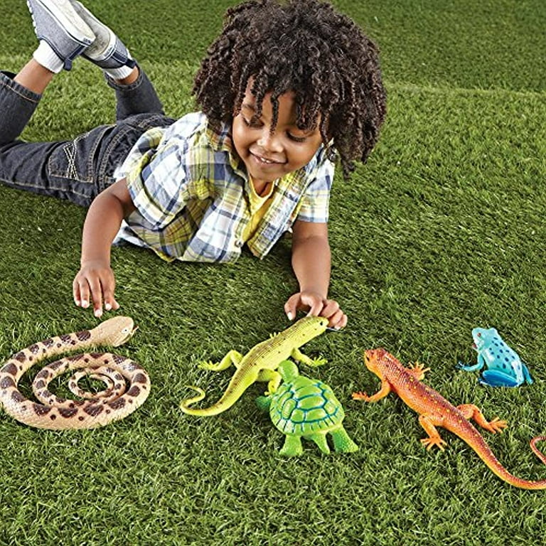 Toy reptiles top and amphibians