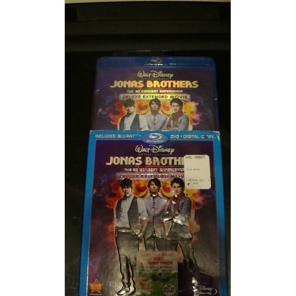 Pre-Owned Jonas Brothers: The 3-D Concert Experience (Anaglyph 3D Blu-ray/DVD Combo w/ BD Live + Digital Copy)[Blu-ray Live]