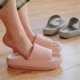 thumbnail image 4 of Sandalia para mujer Feather Recovery Pillow Cloud Comfort Slides (38-39) oso de fresa Electrónica, 4 of 5