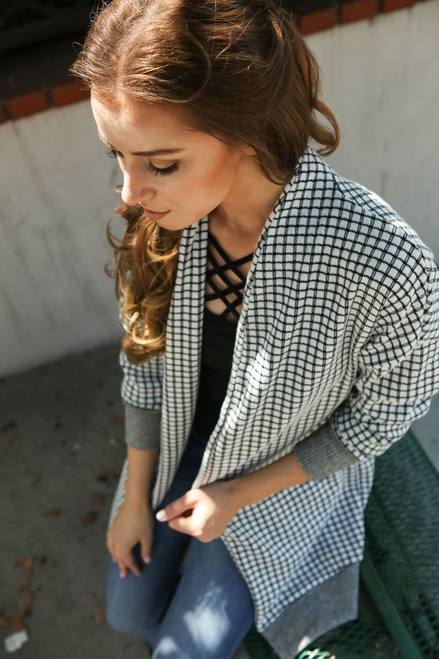 Women checker pattern Sweater knit open front cardigan