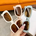 thumbnail image 4 of Gafas de sol con forma de huevo, gafas para niños, gafas de sol con degradado de color, diseño elegante, 4 of 6