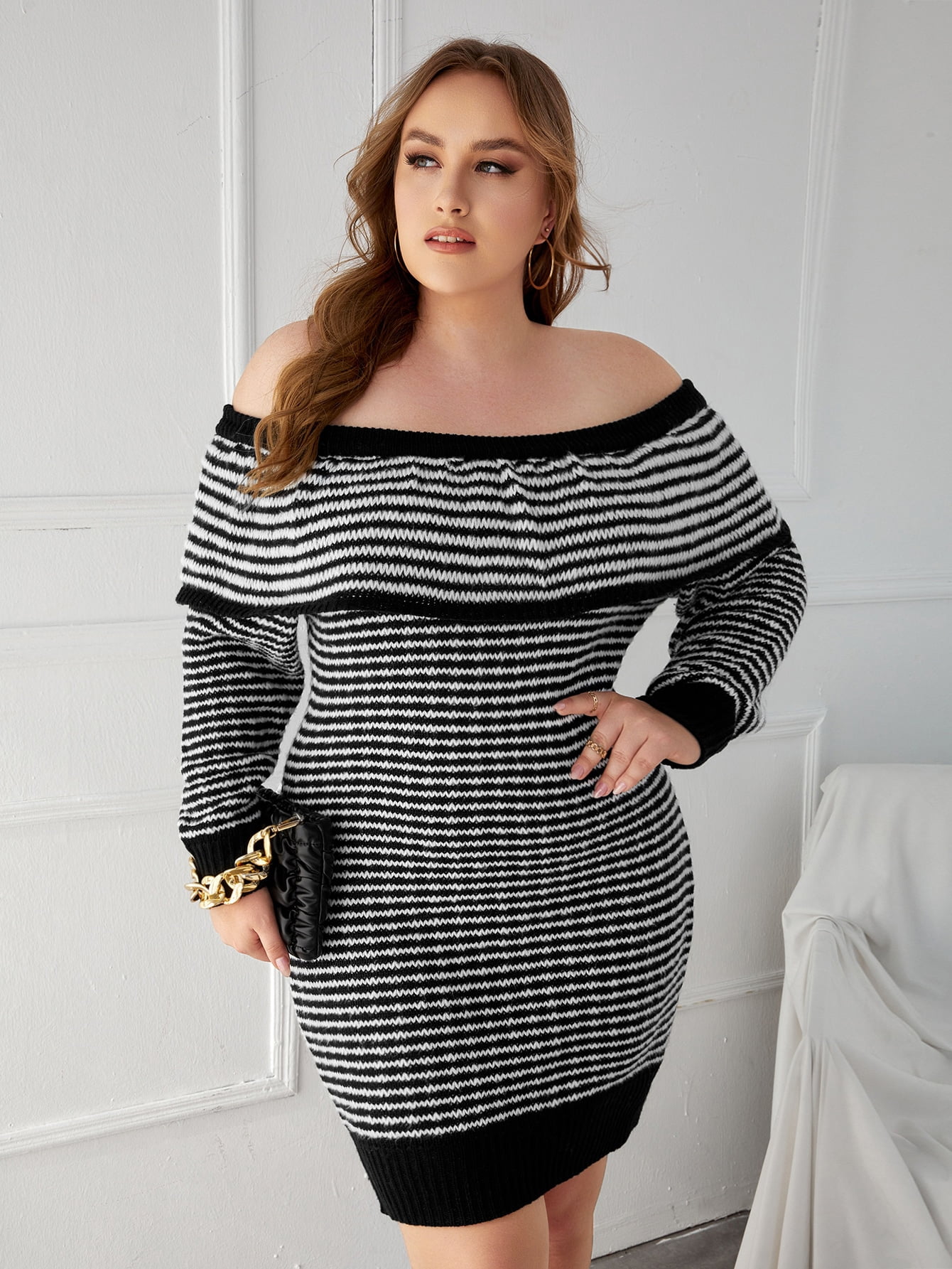 Shoulder Sweater Dress 