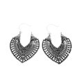 thumbnail image 2 of Pendientes de bronce plateado electrochapado Zulema corazón hueco tallado Plata antigua, 2 of 8