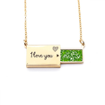 thumbnail image 1 of El día de San Patricio de Irlanda de cuatro hojas Sobre de carta de amor, collar y joyas colgantes, 1 of 3