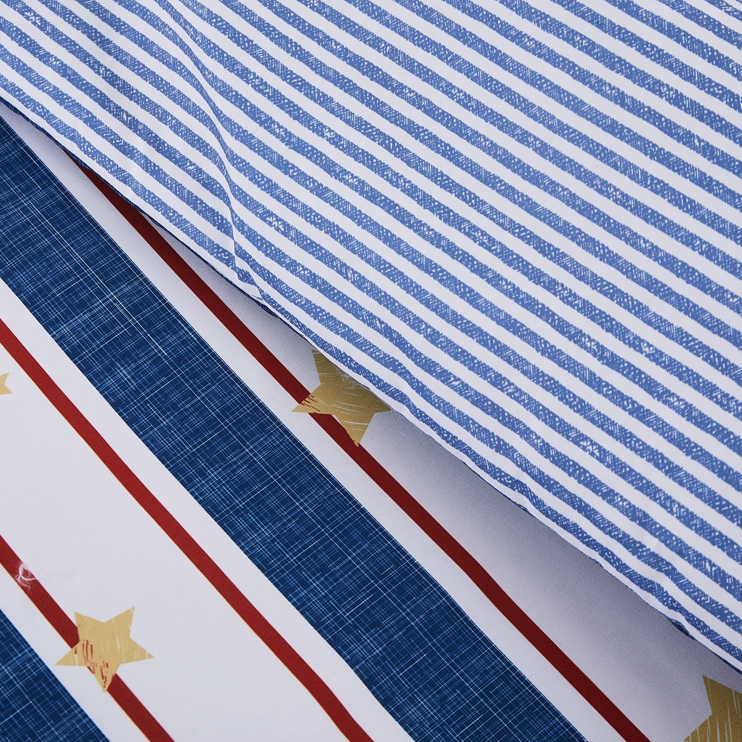 Chaps Boys Comforter Set 2-Piece Reversible Microfiber Kids Comforter Sham Striped Bedding - Red/Blue - Size Full