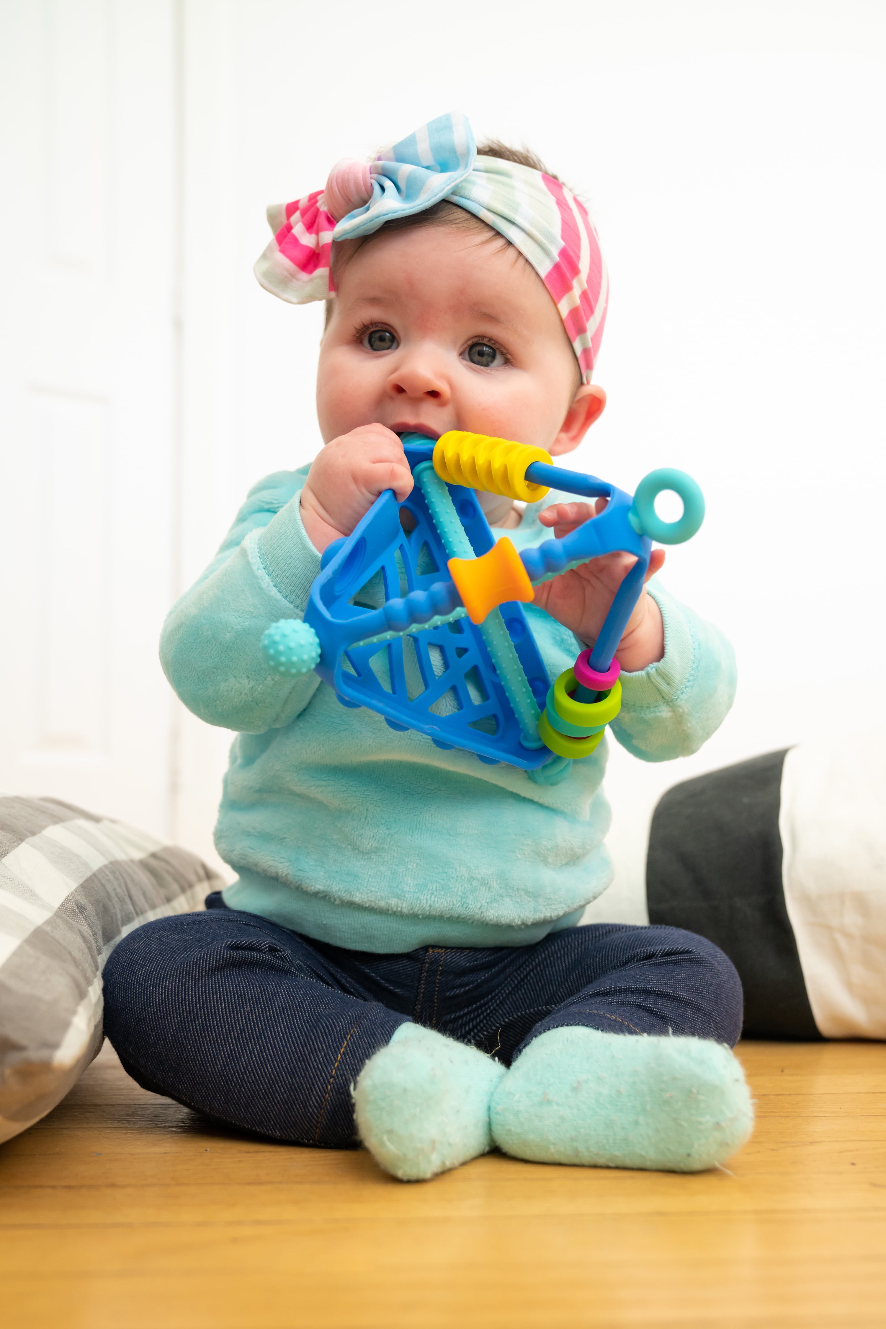 Mobi Wigloo Sensory Toy for Babies & Toddlers Silicone Montessori Toy for Teething