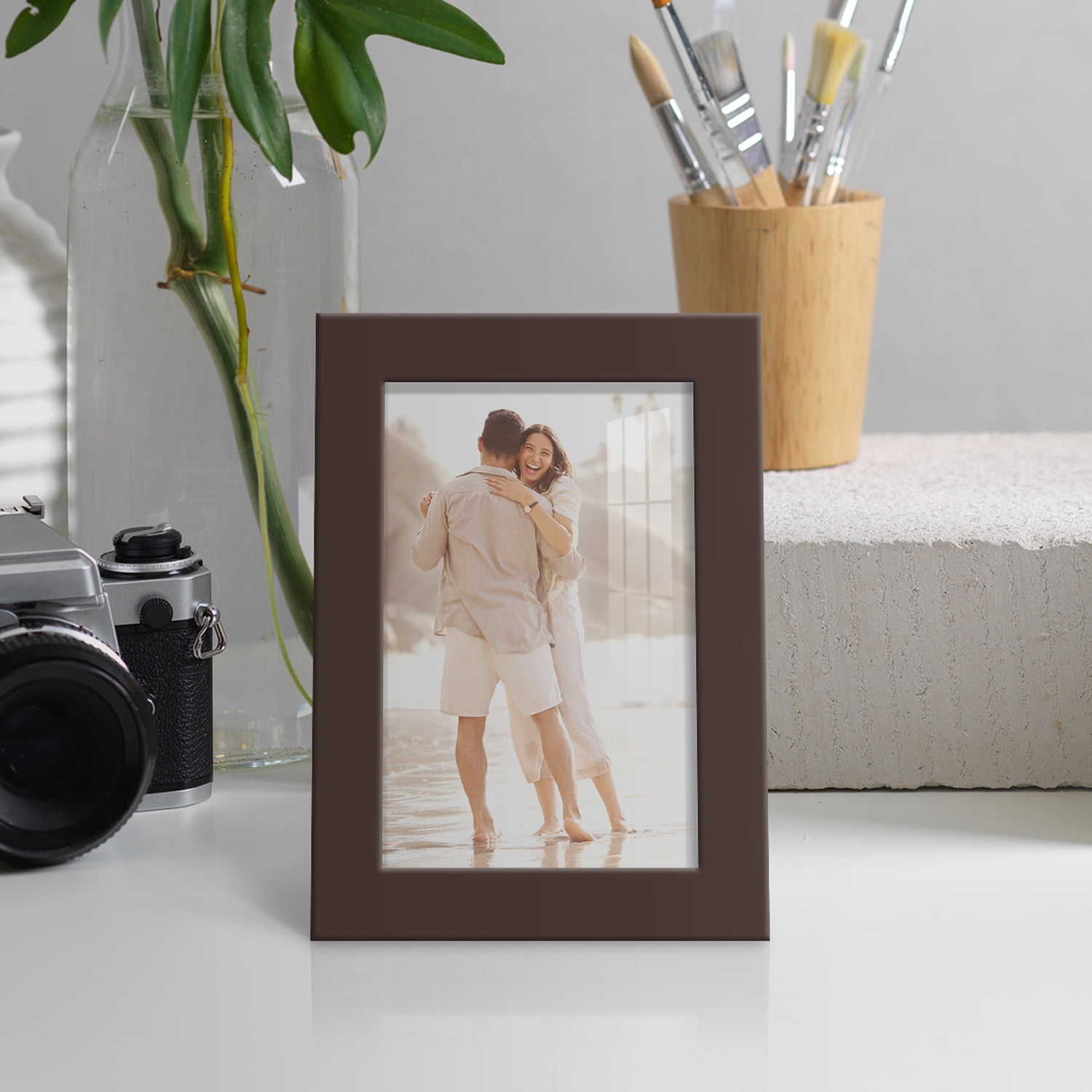 Modern 4 in. x 6 in. Brown Picture Frame (Set of 2)
