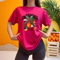 thumbnail image 3 of Playera Blusa De Naranjas Los Angeles California – Estilo Cítrico con Vibras del Oeste Color Fucsia Talla Chica Marca Emil SaEs, 3 of 4