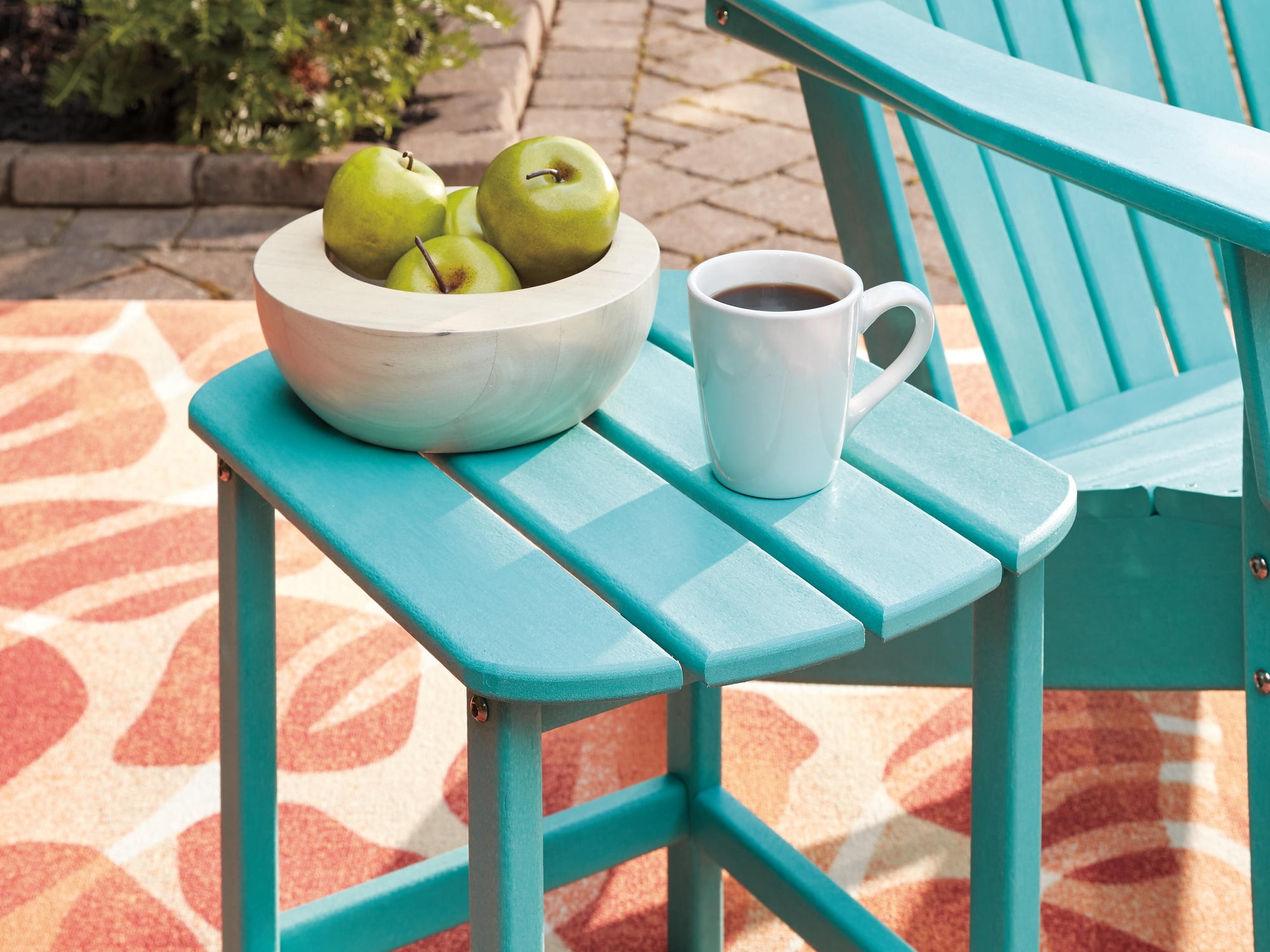 Signature Design by Ashley Contemporary Sundown Treasure End Table  Turquoise