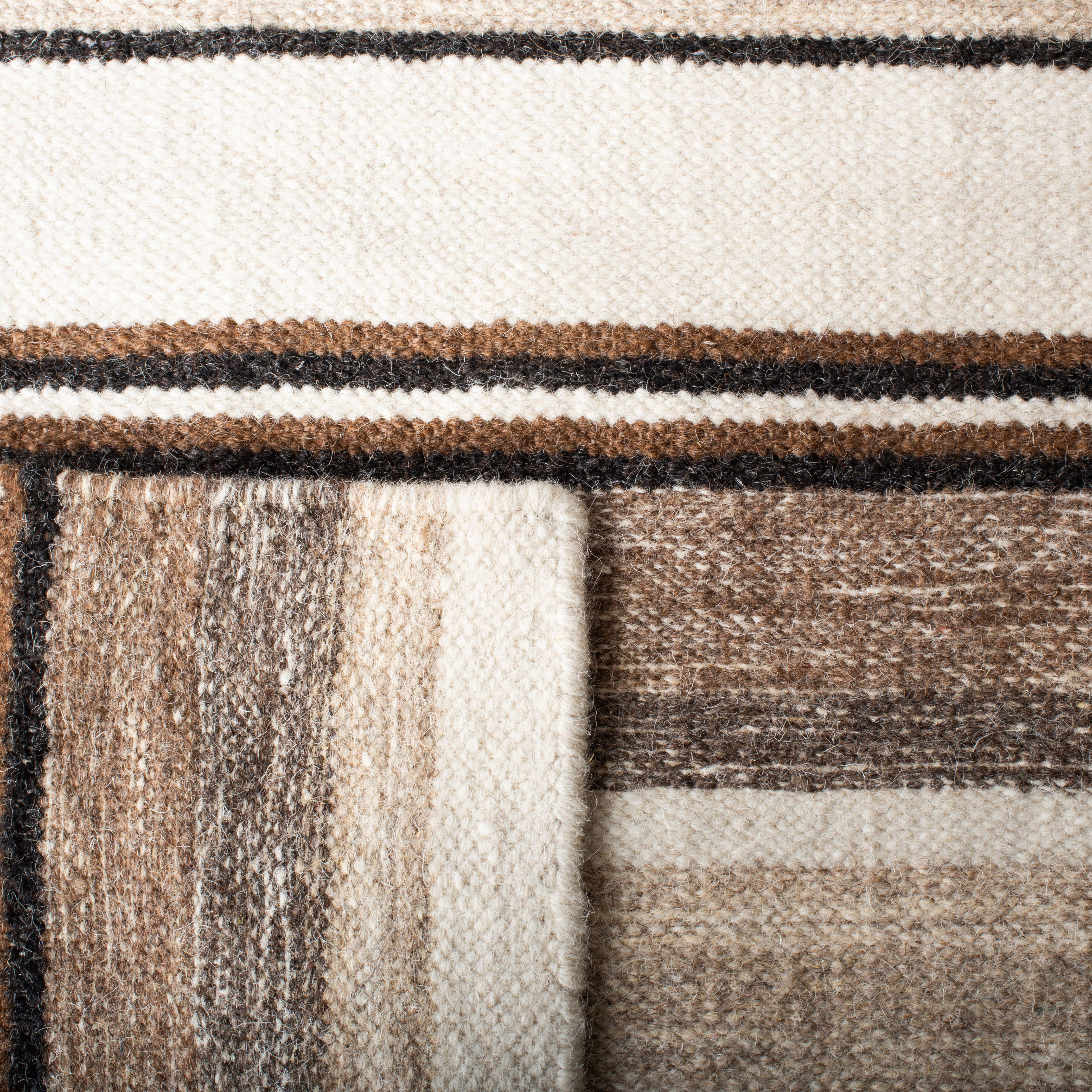 SAFAVIEH Striped Kilim Colbert Striped Area Rug, Natural/Ivory, 3' x 5'