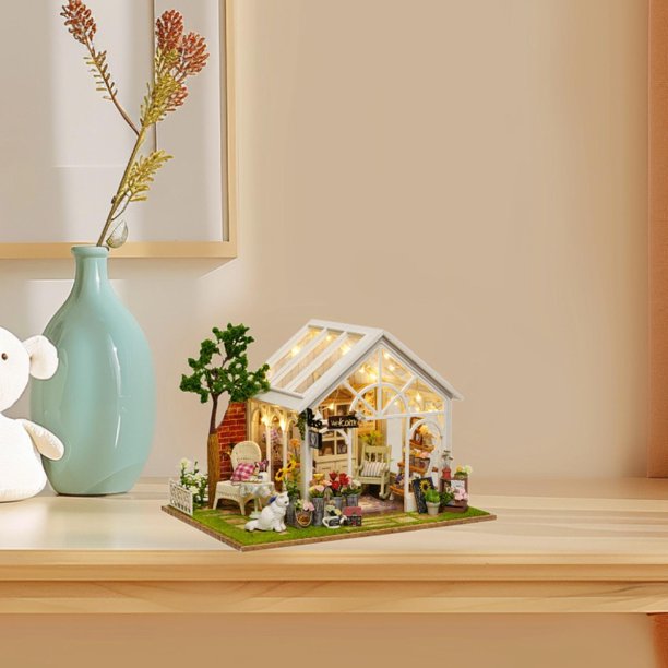 WonDerfulC 3D Coffee House Kit De Maison De Poupée Miniature En Boi Assemblee A La Main Modele Coffee Shop Avec Housse Anti Amz
